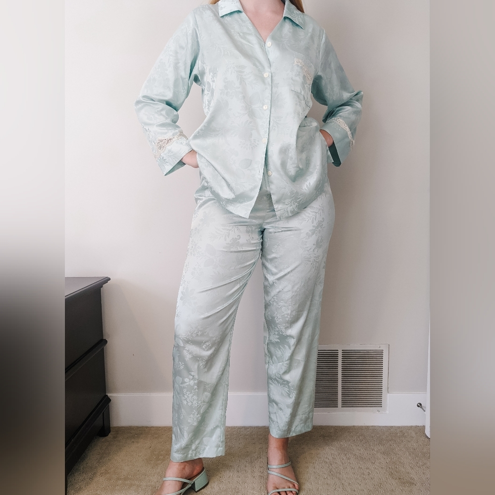 Vintage Oscar de la Renta Pajama Set